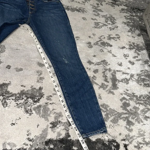 Alice + Olivia AO LA High Waisted rise button fly Ripped denim Skinny Jeans